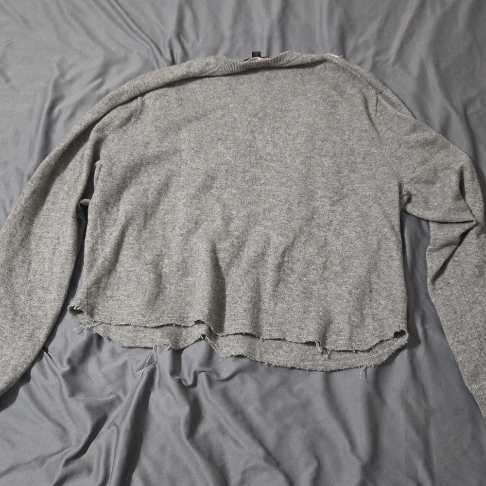 Born Again Bluez BAB Peace Sign Cropped Sweater Womens Size Large Cashmere Grey - Picture 8 of 10